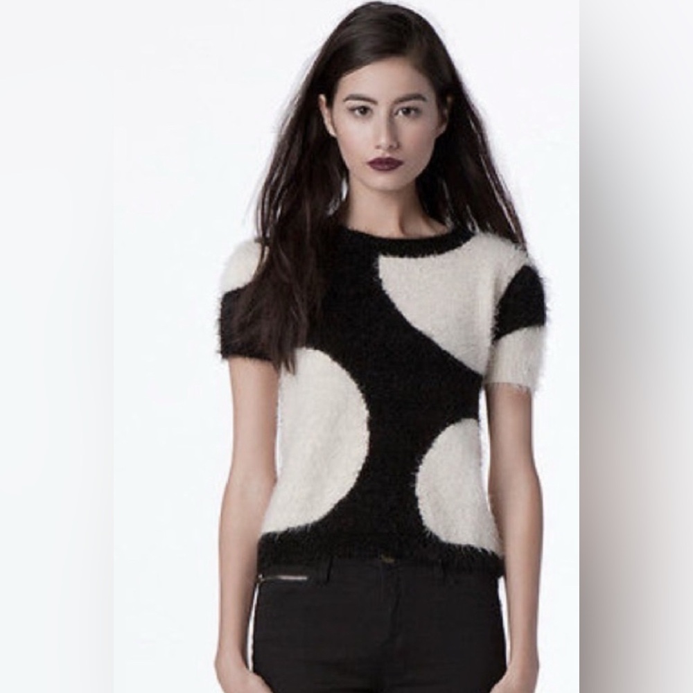 Dear Creatures Black and Cream Patterned Sweater